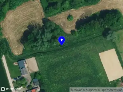 Ambulance met grote spoed naar de Sintelweg in Empe vanwege voertuigbrand