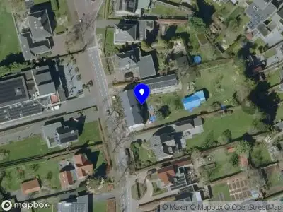 Brandweer met grote spoed naar de Dorpsstraat in Riethoven vanwege waarnemen gaslucht