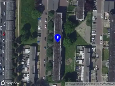 Ambulance met gepaste spoed naar de Willem Barentszstraat in Dordrecht