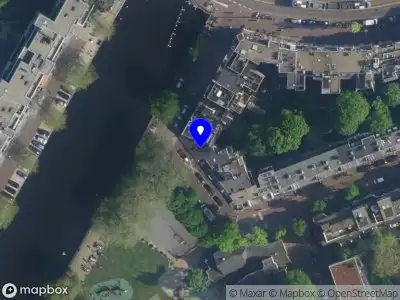 Brandweer met grote spoed naar de Tolbrugstraat in Amsterdam vanwege reanimatie