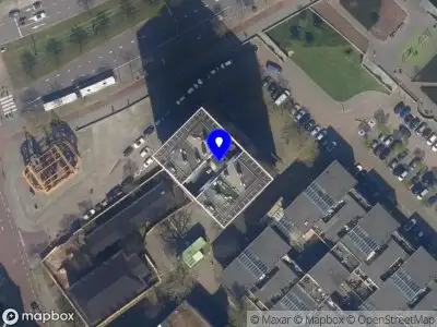 Ambulance met gepaste spoed naar de Noordmolenwerf in Rotterdam