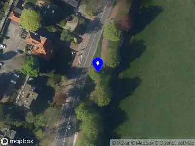 Brandweer met grote spoed naar de Blauwkapelseweg in De Bilt vanwege gebouwbrand