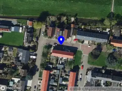 Ambulance met gepaste spoed naar de Marijkestraat in Heinenoord