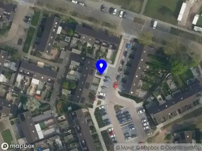 Brandweer met gepaste spoed naar de Dahliastraat in Nieuwegein vanwege een buitenbrand