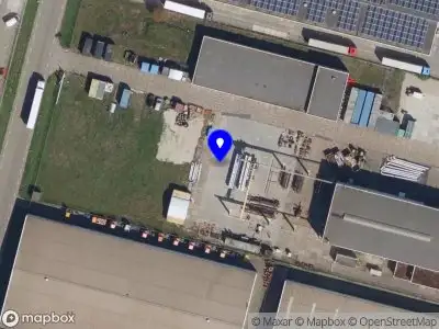 Brandweer en politie met grote spoed naar de Apolloweg in Moerdijk vanwege middelgrote brand