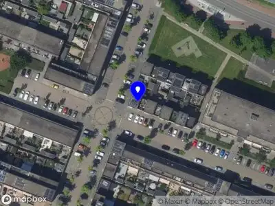 Ambulance met grote spoed naar de Pieter de Koninghof in Papendrecht