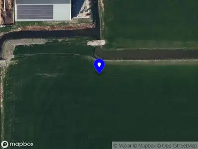 Brandweer met grote spoed naar de Oude Trekweg in Harlingen vanwege waarnemen gaslucht