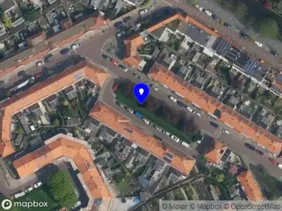 Brandweer met grote spoed naar de Simonsstraat in Delft vanwege personen te water