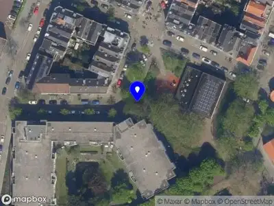 Ambulance met grote spoed naar de Sionstraat in Rotterdam