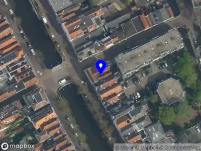 Ambulance met gepaste spoed naar de Spieringstraat in Gouda