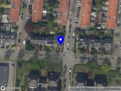 Ambulance met grote spoed naar de Roerdomplaan in Rotterdam