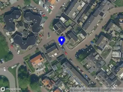 Brandweer met grote spoed naar de Gouwzeestraat in Marken vanwege stankoverlast