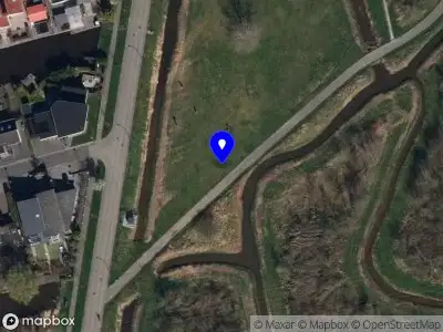 Brandweer met gepaste spoed naar de Wite Mar in Leeuwarden vanwege een buitenbrand