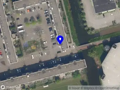 Brandweer met grote spoed naar de Duisburghof in Rotterdam vanwege gebouwbrand