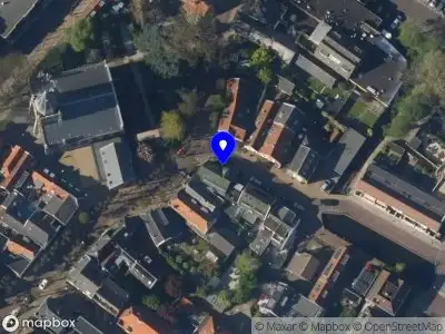 Ambulance met gepaste spoed naar de Voorstraat in Voorschoten