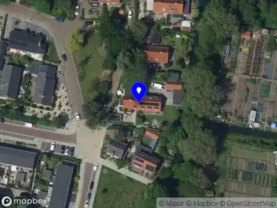Brandweer met grote spoed naar de Februariplantsoen in Sliedrecht vanwege voertuigbrand