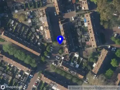Ambulance met grote spoed naar de Carry Pothuiserf in Voorschoten