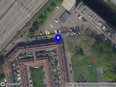 Ambulance met grote spoed naar de Transvaalkade in Leiden