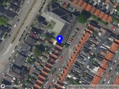 Ambulance met gepaste spoed naar de P. Rijsdijkstraat in Sliedrecht
