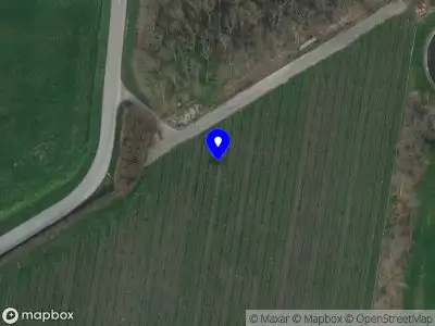 Ambulance met grote spoed naar de Nieuw-Piershilseweg in Piershil