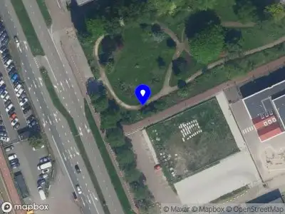 Ambulance met grote spoed naar de Marga Klompéstraat in Zaandam