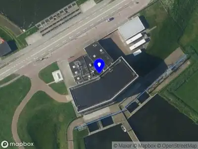 Brandweer met gepaste spoed naar de De Blocq van Kuffelerweg in Almere vanwege dier(en) in nood