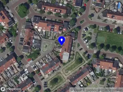 Brandweer met grote spoed naar de Suze Groeneweg-erf in Dordrecht vanwege stankoverlast