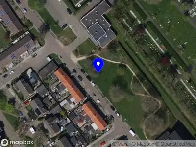 112 melding Brandweer met grote spoed naar de Prins Bernhardstraat in Tholen vanwege een buitenbrand