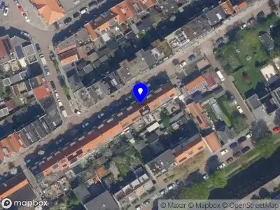 Ambulance naar de Willem de Zwijgerstraat in Rotterdam