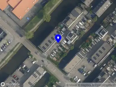 Ambulance met grote spoed naar de Klingwater in 's-Gravenhage