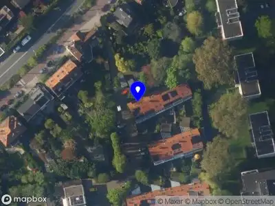 Ambulance met gepaste spoed naar de Tuinderijpad in Leiden