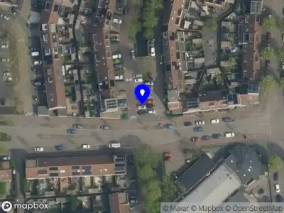 Ambulance met grote spoed naar de Vinkeveldpoldersingel in Gouda
