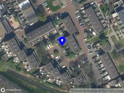 Ambulance naar de Prins Mauritsstraat in Maassluis