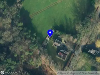 Politie naar de Hofkampstraat in Almelo vanwege aanrijding met letsel