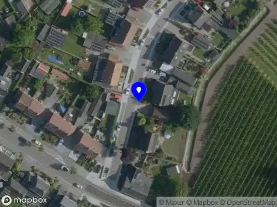 Politie naar de Eelserstraat in Beringe vanwege steekincident