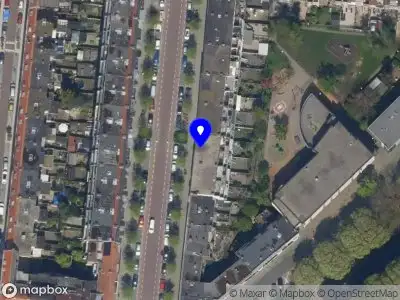 Ambulance met grote spoed naar de Boerhaavelaan in Schiedam