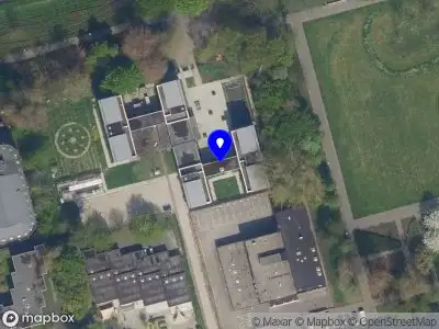 Ambulance met gepaste spoed naar de Berlagepad in Rotterdam