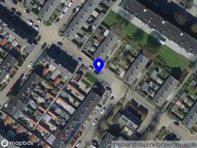 Ambulance met grote spoed naar de Lekstraat in Alblasserdam
