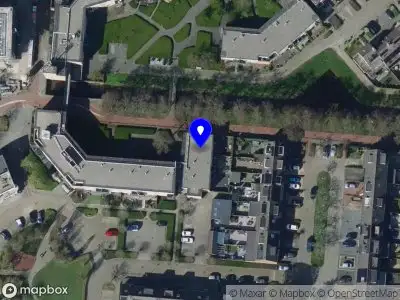 Ambulance met grote spoed naar de Binnenpad in Oud-Beijerland