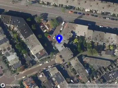 Ambulance met grote spoed naar de Ter Cappellenstraat in Voorburg