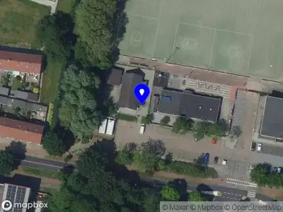 Ambulance met grote spoed naar de Thorbeckelaan in Sliedrecht