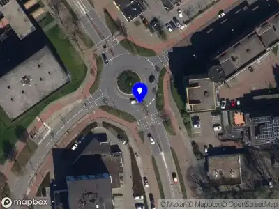 Politie met gepaste spoed naar de Cambuursterpad in Leeuwarden vanwege ongeval met letsel