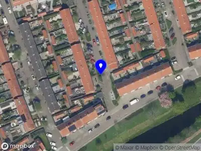 Ambulance met gepaste spoed naar de Azaleastraat in Capelle aan den IJssel