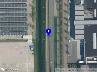 Ambulance en brandweer met grote spoed naar de Oudeweg in Haarlem