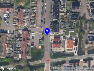 Ambulance met gepaste spoed naar de Weidelaan in Lekkerkerk