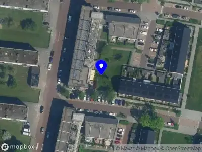 Ambulance met grote spoed naar de Leonard Springerlaan in Haarlem