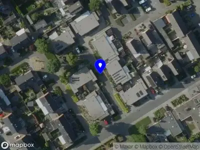 Brandweer met grote spoed naar de Vuurdoornstraat in Nederweert vanwege een buitenbrand