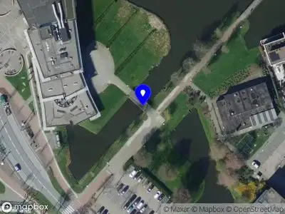 Politie naar de Graaf Willemlaan in Hendrik-Ido-Ambacht vanwege ongeval met letsel