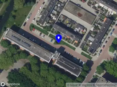 Ambulance met gepaste spoed naar de Hendrik Breitnerstraat in Papendrecht