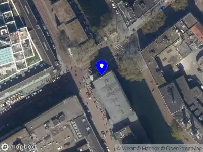 Ambulance met gepaste spoed naar de Meent in Rotterdam